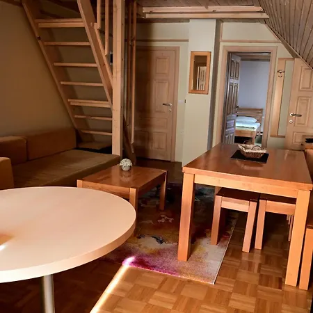 בית הארחה Danica 4*