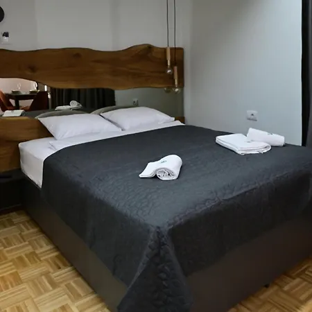 Danica בית הארחה 4*